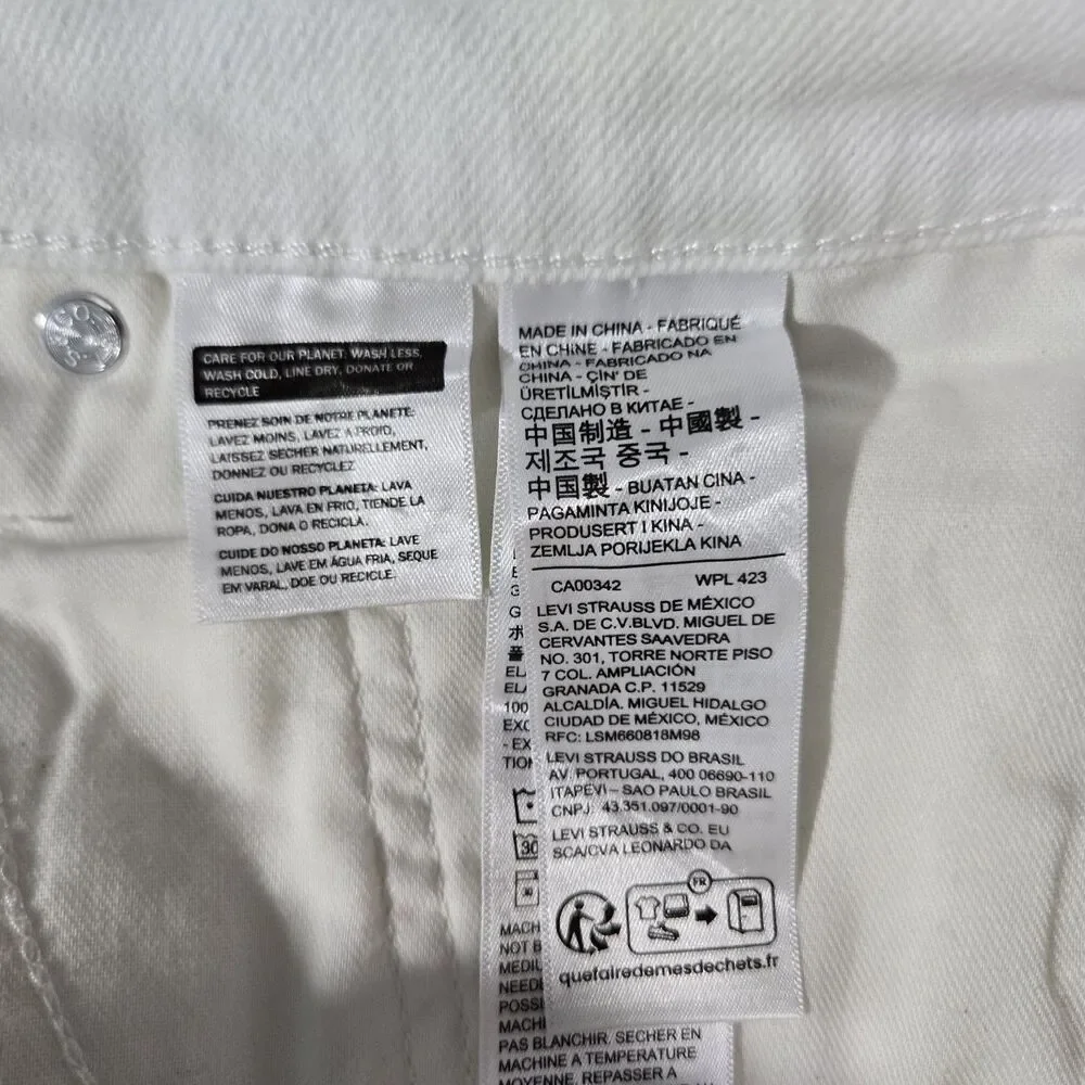 NWT Levis 541 Athletic Taper Mens White Stretch Comfort Jeans Size 40x32